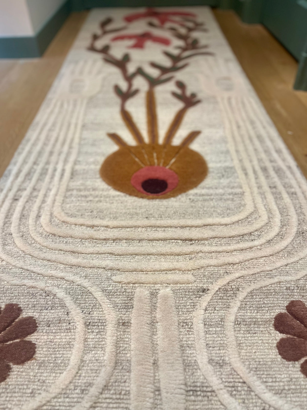 Handknotted wool runner Gaia, merlot, 70x530cm