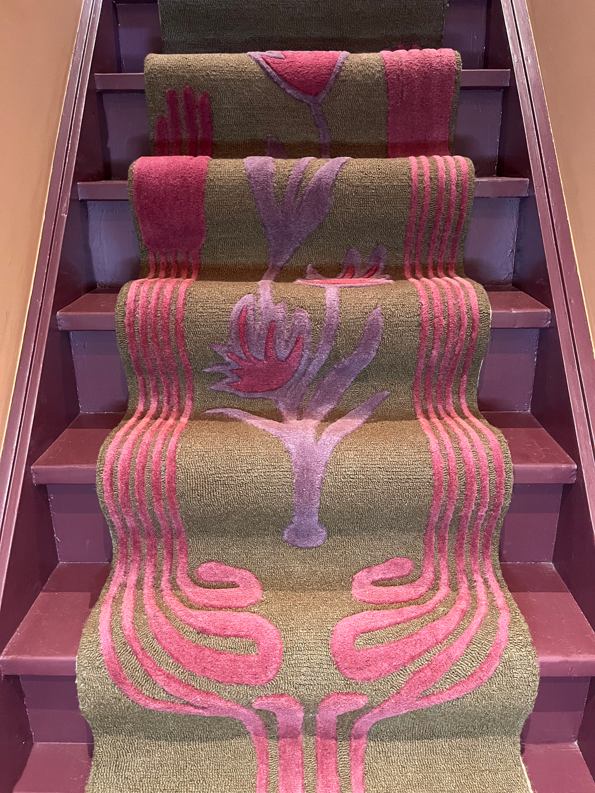 Olive green handtufted stairrunner 60x700cm